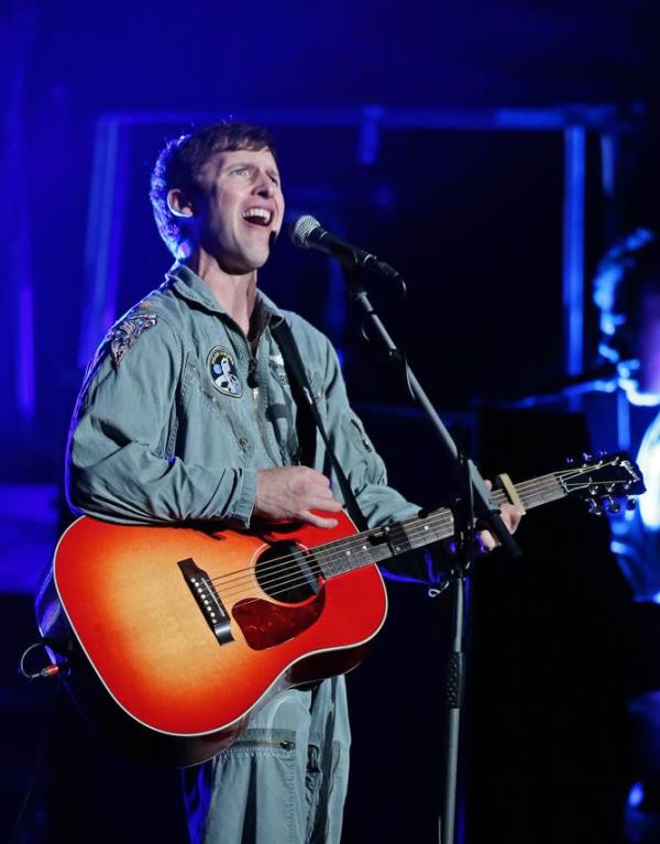 James Blunt at Crown Theatre, Perth. Ben Crabtree</p>

<p>　　The West Australian. 12/06/2014