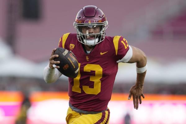 Southern California quarterback Caleb Williams runs during the first half against Washington on Nov. 4, 2023.