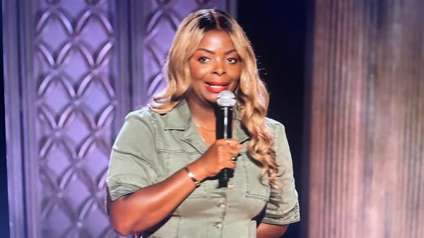 'Abbott Elementary' star Janelle James slammed for resurfaced jokes a<em></em>bout son's penis