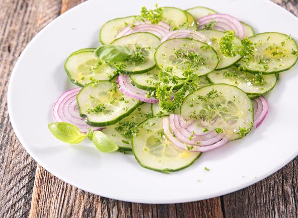 pickled cucumber o<em></em>nion salad