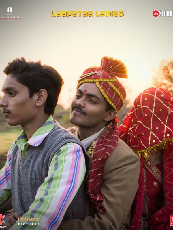 Out-of-the-Box Story: Set in 2001, somewher<em></em>e in rural India, the story of Laapataa Ladies narrates the tale of India's heartland, and the subject is urban as well. The story is indeed unique and has a universal appeal.