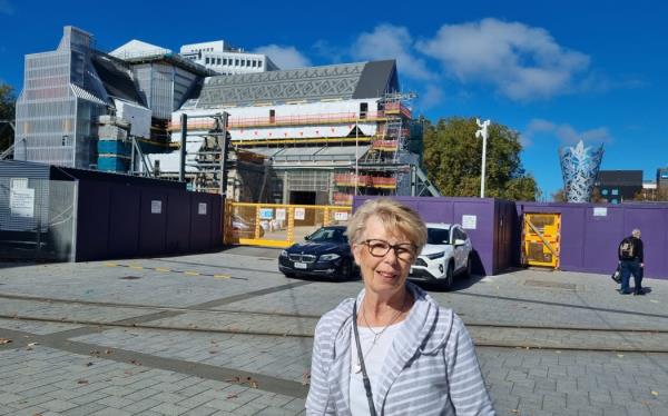 Lyn Dumbleton said so much mo<em></em>ney has now been spent on the Cathedral that the project must be finished.