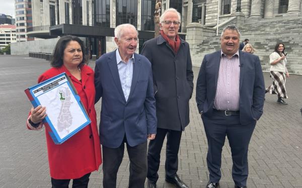 Ayesha Verrall, George Mulholland, Greg O’Co<em></em>nnor and Malcolm Mulholland