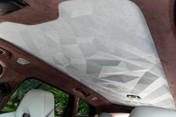 bmw-xm-2023-58-interior-headliner